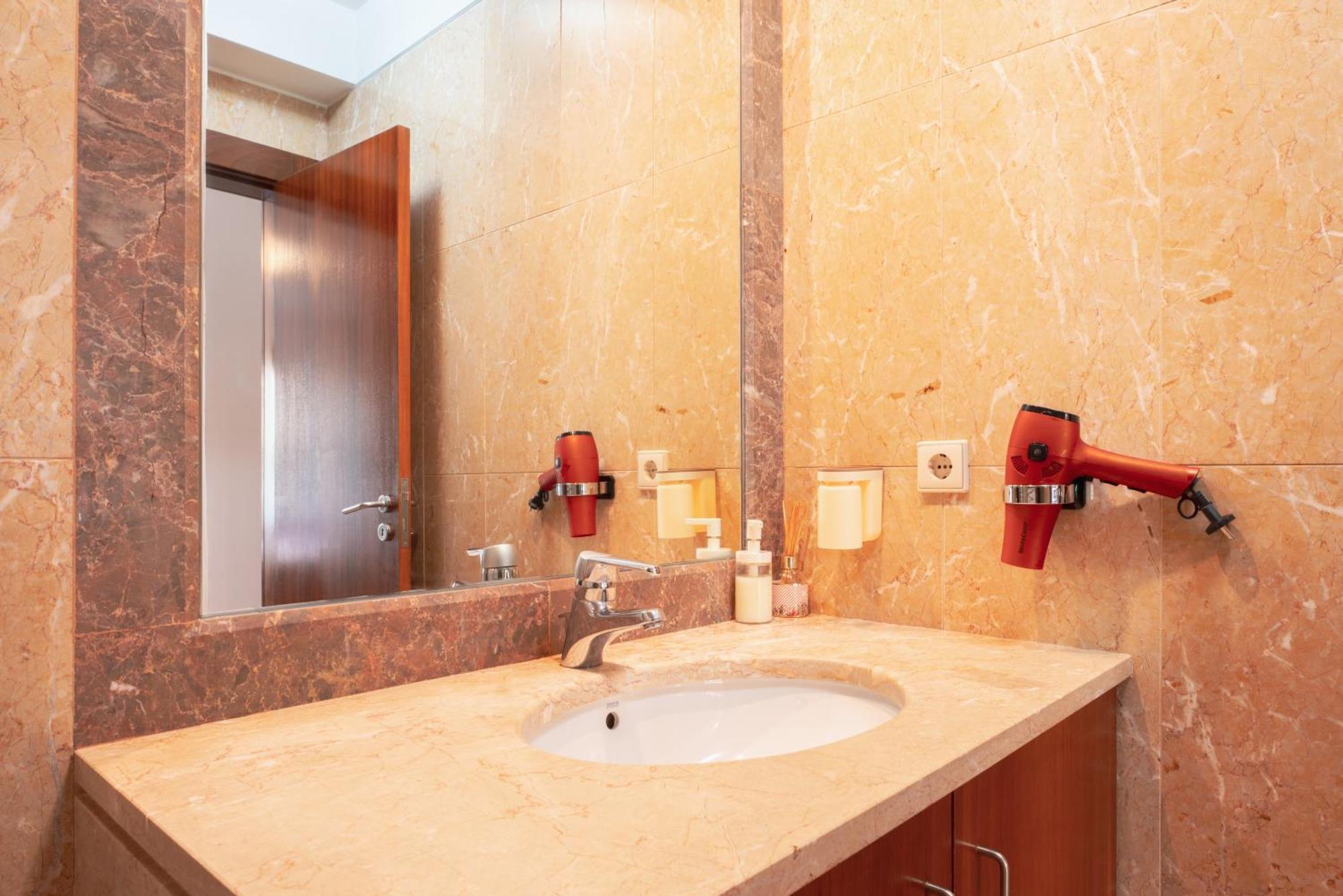 Apartment Qian Rio Douro 2Br Free Parking Порто Екстериор снимка
